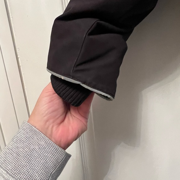 Youth Bomber Jacket.  Size kids 18 CLlightly worn. - Picture 7 of 8